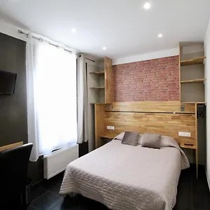  Otel Des Pyrenees